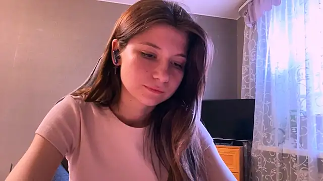 LunnaBliss élő XXX-chatje