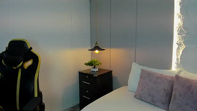 kira_relish 现场XXX 聊天