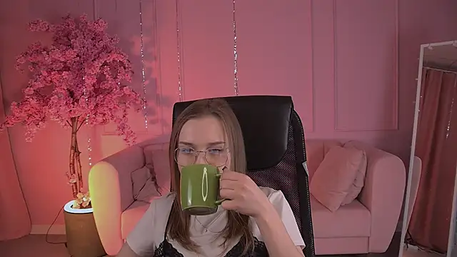 Вебкам-шоу LissaTelor