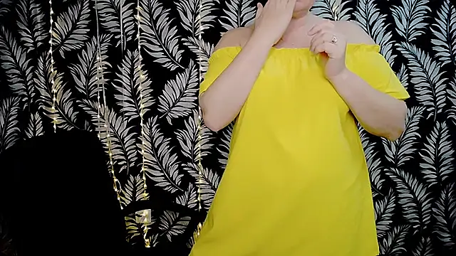 Olivia_playful élő XXX-chatje