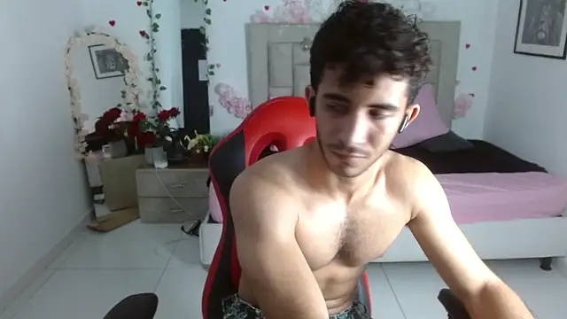 Caius_fox élő XXX-chatje