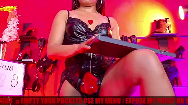 MistressSlut1: απευθείας συνομιλία ΧΧΧ