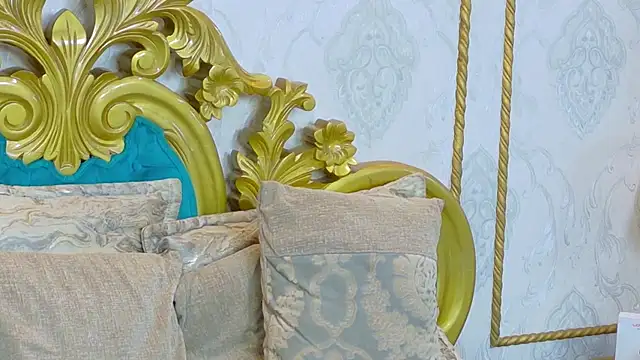 LucyLeah Chat XXX in diretta