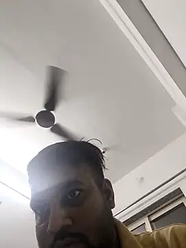 vinay_smalldick Chat XXX in diretta