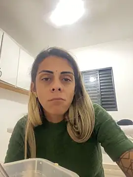 sabrinaneves 即時 XXX 聊天