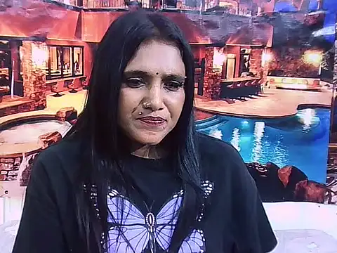 IndianSexyLady20 即時 XXX 聊天