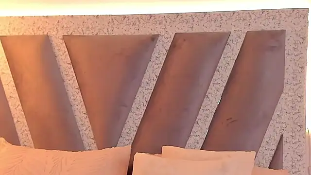 SoophieBlair_ Chat XXX in diretta