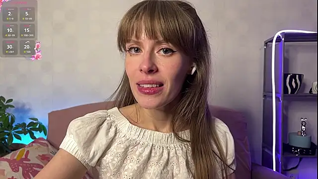 RosaMoore 即時 XXX 聊天