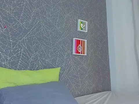 EmiilyGreey 即時 XXX 聊天