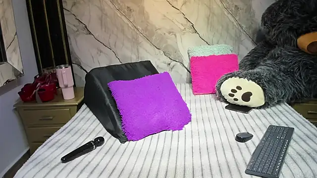 Živý XXX chat Niyirey1