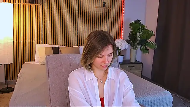 EmeraldGlow live XXX chat