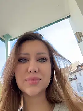 Musae Adlı Modelin Canlı XXX Sohbeti