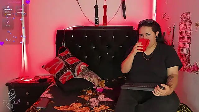 katieeandsharonn Webcamshow