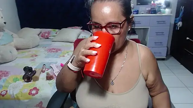 pervert_mommy_ 现场XXX聊天