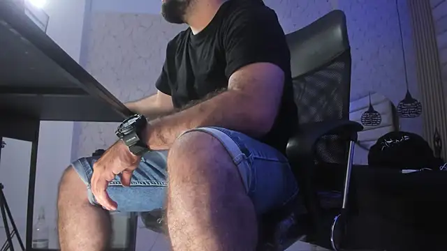 jhon_bear03 现场聊天室