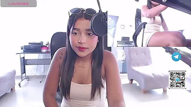 Chat XXX en directo de Mariangel_11