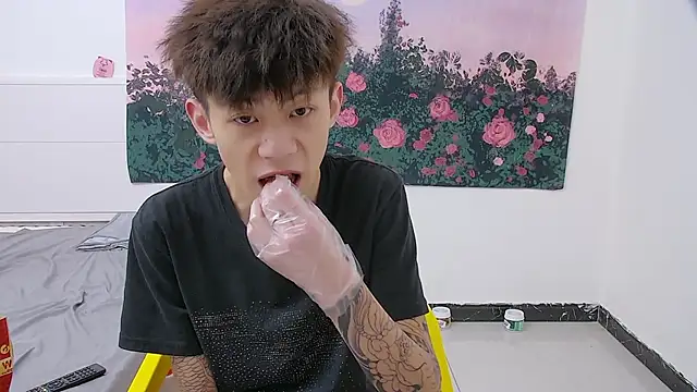 paofu-001's Live Chat Room