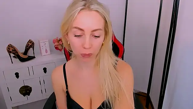 MargaritaRose's Live XXX Chat