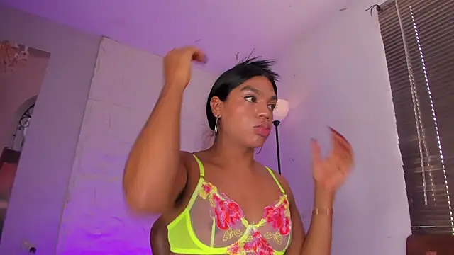 Sharicklovee Webcam show