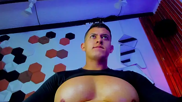 RomanCroft: онлайн-секс-чат