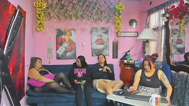 lesbiancuple Show Webcam