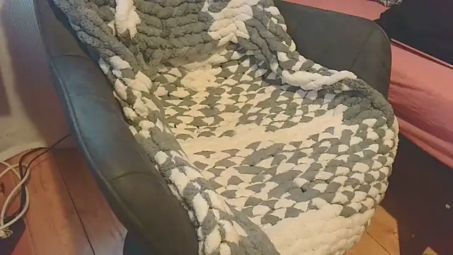 แชท XXX สดของ T0Yforeskin