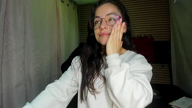 rosse_2504 Chat XXX in diretta