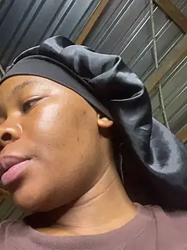 دردشة MiyaXo2 الجنسية المباشرة