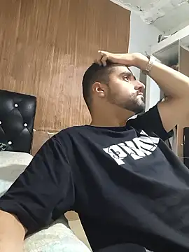 Show de gusto14cm na webcam