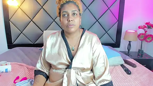 ELLA_KELLY: απευθείας συνομιλία ΧΧΧ