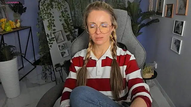 LadyIzabel's Live XXX Chat