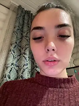 HoTMiA666 élő XXX-chatje