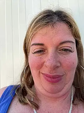 Lombada 即時 XXX 聊天