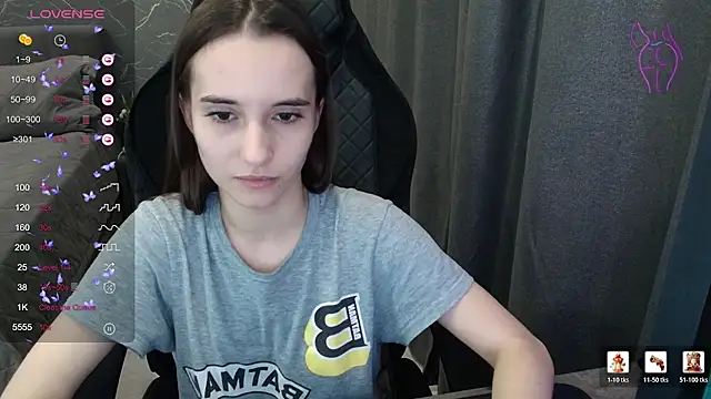 Alice_Weiss' Live XXX Chat