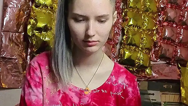 _kikiclark__ élő XXX-chatje