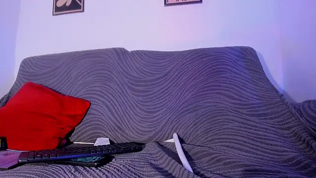 criss_zuri Adlı Modelin Canlı XXX Sohbeti