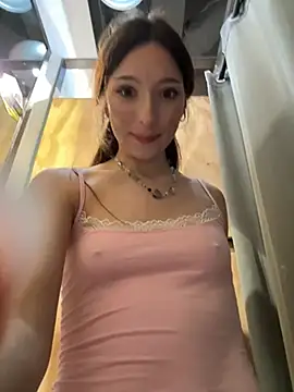 LilluKatten's Live XXX Chat