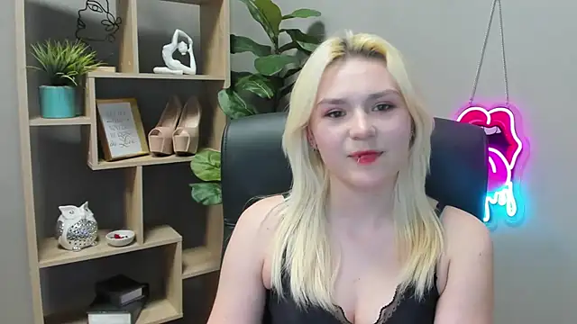 SweetLilyxo élő XXX-chatje