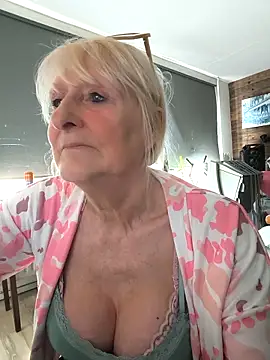 Heidiblueeyes' Webcam Show