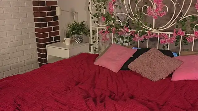 RubieHeiser élő XXX-chatje