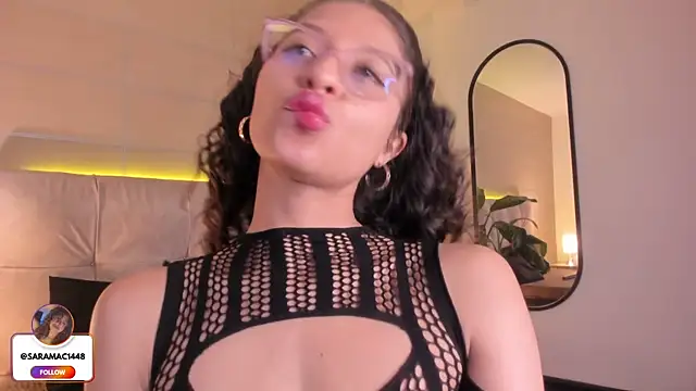 saraa_macc_'s Live XXX Chat