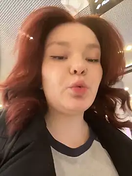 kinky__fox élő XXX-chatje