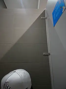 __IRIS__: απευθείας συνομιλία ΧΧΧ