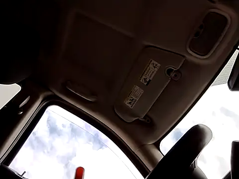 rayyymack: διαδικτυακό σόου στην κάμερα