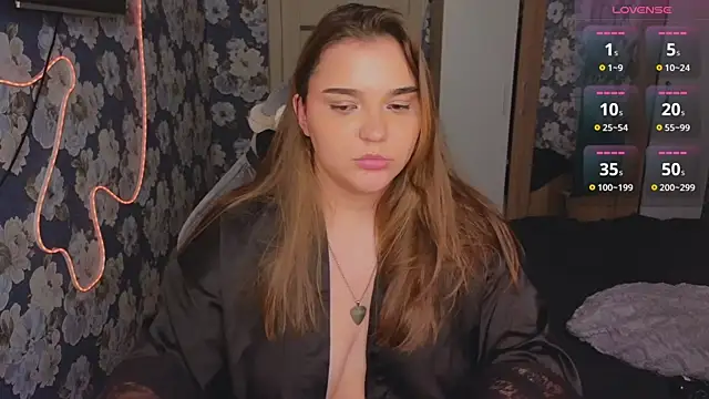 _momiji_のライブXXXチャット