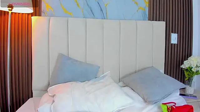 Victoria_Guzmann Live XXX chat