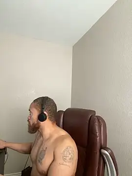 Chat +18 de Fathero1time ao vivo