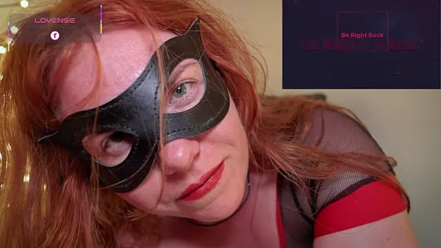 Chat XXX en directo de GingerAleMILF