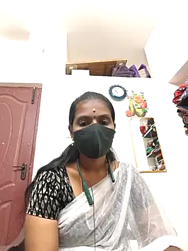 Tamil_Yalini12 在線直播表演