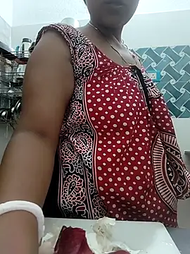 Hot-Tinaa's Live XXX Chat